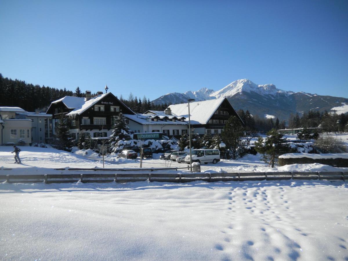 Hotel Gruberhof Innsbruck Igls B&B Bagian luar foto