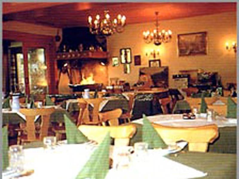 Hotel Gruberhof Innsbruck Igls B&B Bagian luar foto